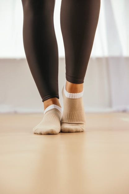 Beige Ankle Grip Sock